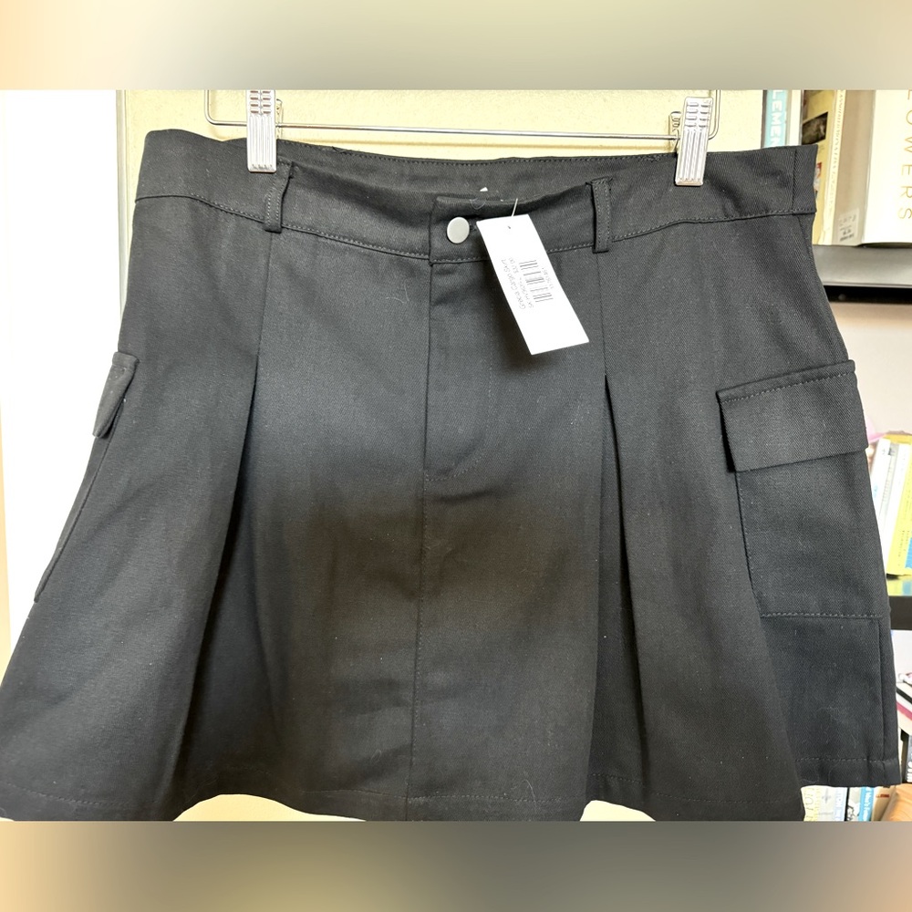 NWT HYFVE Cargo Mini Skirt